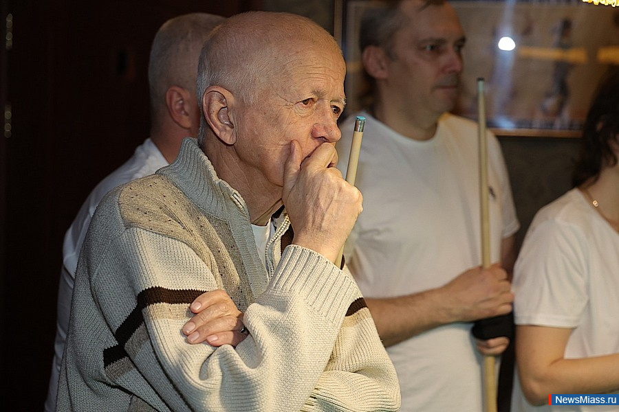 ������ �� �������� ����� ��������� ����������� ������ � ������. � ������������� ������� ������� ���������� � ������������� ������������� �������� �� ������, ����������, ��������� � �����