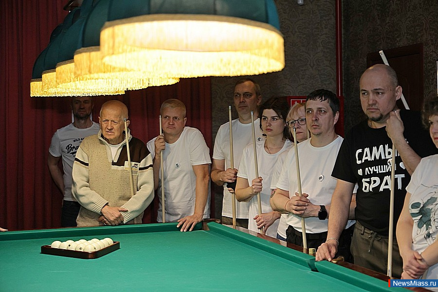 ������ �� �������� ����� ��������� ����������� ������ � ������. � ������������� ������� ������� ���������� � ������������� ������������� �������� �� ������, ����������, ��������� � �����