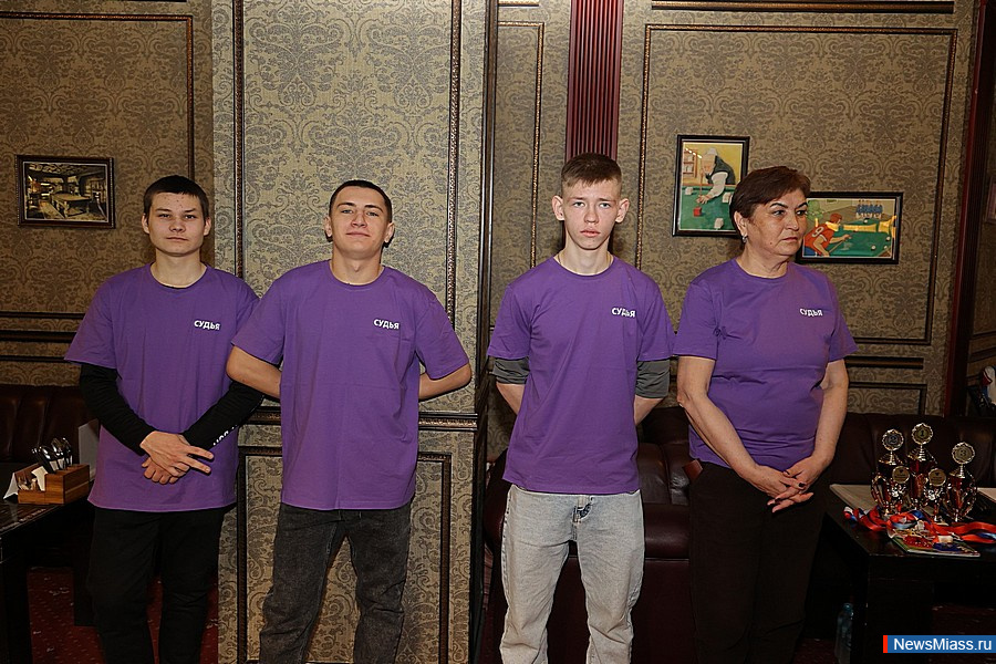 ������ �� �������� ����� ��������� ����������� ������ � ������. � ������������� ������� ������� ���������� � ������������� ������������� �������� �� ������, ����������, ��������� � �����