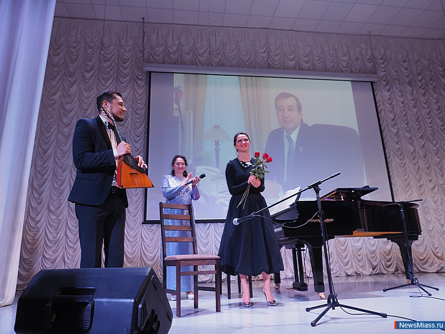 ��������������� ����� "������ ������ ������������..." ������ � ������. �������� ���� ����������� ��������� ������������� ���������, ������������ �������, ��������� � �������� �������