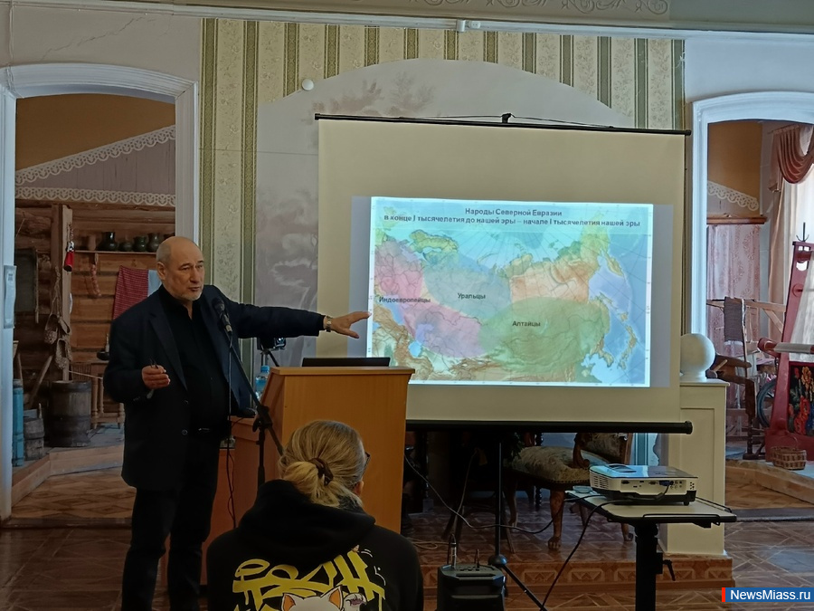 ������������ ���� ����� ������ � ������������� ����� ������. ���������� ��������� "�����������" �� ���������� ������� � ������ �����, �� ������� �������� - � ��������� ��������� ����������