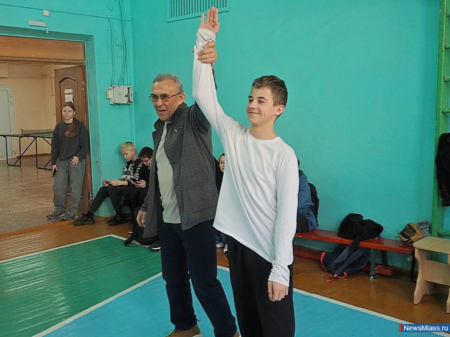 �������� ������ �� ������������ ������ � ������. ������������� ��������, ������� ��������� � ����� � 2 ������, ��� �������� ������������ ��� ��������� ���������