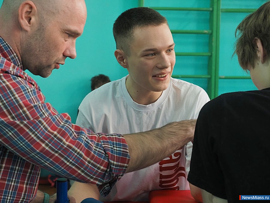 �������� ������ �� ������������ ������ � ������. ������������� ��������, ������� ��������� � ����� � 2 ������, ��� �������� ������������ ��� ��������� ���������