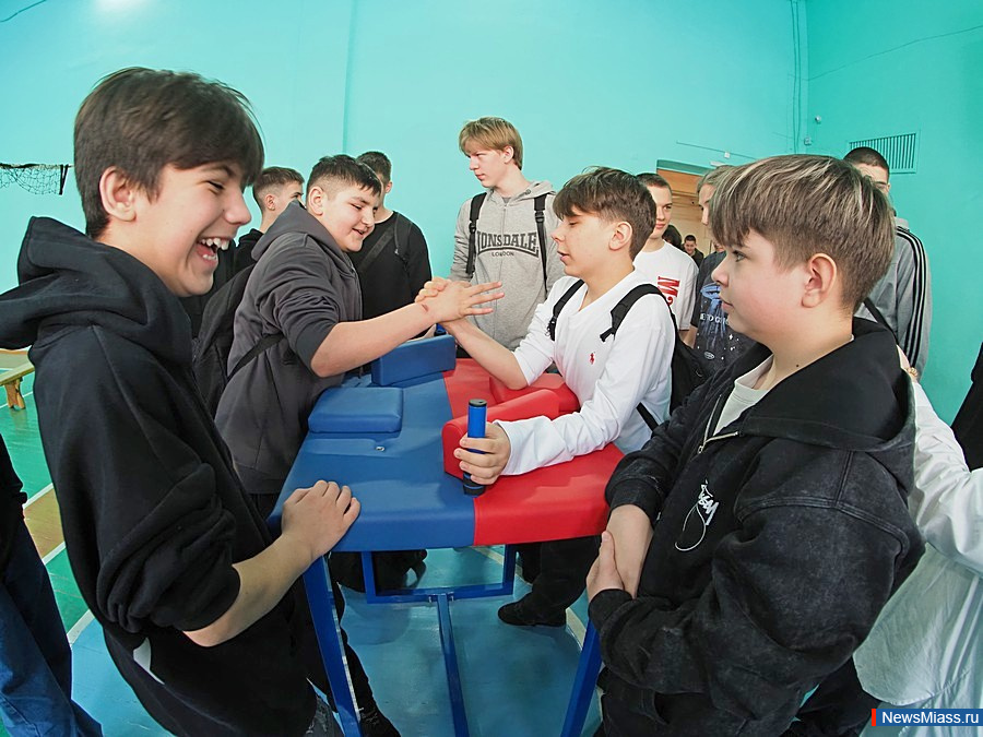 �������� ������ �� ������������ ������ � ������. ������������� ��������, ������� ��������� � ����� � 2 ������, ��� �������� ������������ ��� ��������� ���������