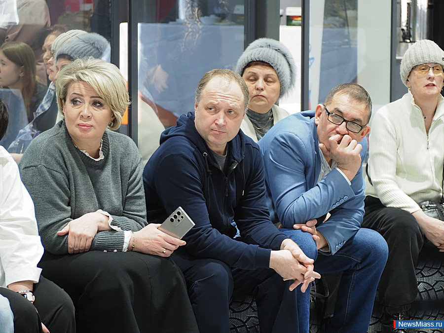 ������� "� ��������! � ��������! � �����!" ������ � ������. �����������, ����������� ��� ��������� ���������, ���������� �������� ����������� ����������, ���������� ������ � ������ ������