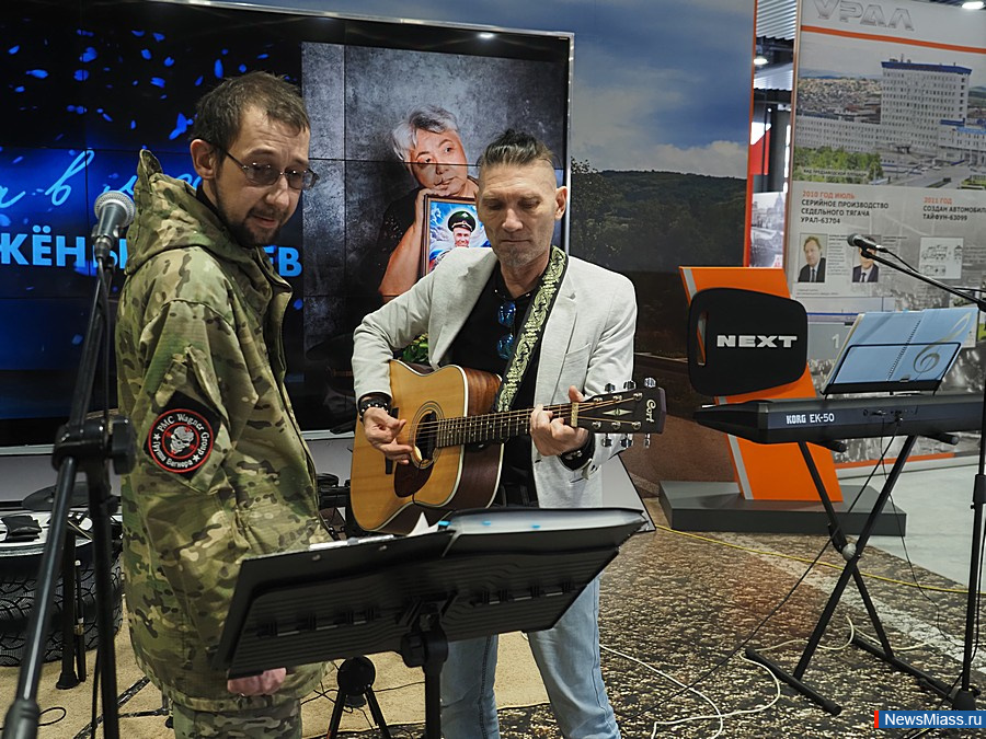 ������� "� ��������! � ��������! � �����!" ������ � ������. �����������, ����������� ��� ��������� ���������, ���������� �������� ����������� ����������, ���������� ������ � ������ ������