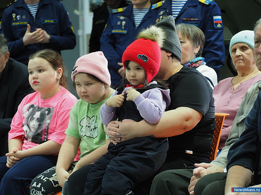 ������� "� ��������! � ��������! � �����!" ������ � ������. �����������, ����������� ��� ��������� ���������, ���������� �������� ����������� ����������, ���������� ������ � ������ ������