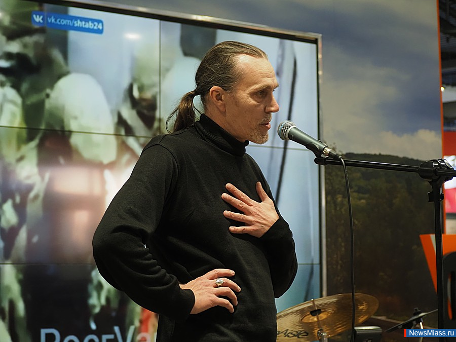 ������� "� ��������! � ��������! � �����!" ������ � ������. �����������, ����������� ��� ��������� ���������, ���������� �������� ����������� ����������, ���������� ������ � ������ ������