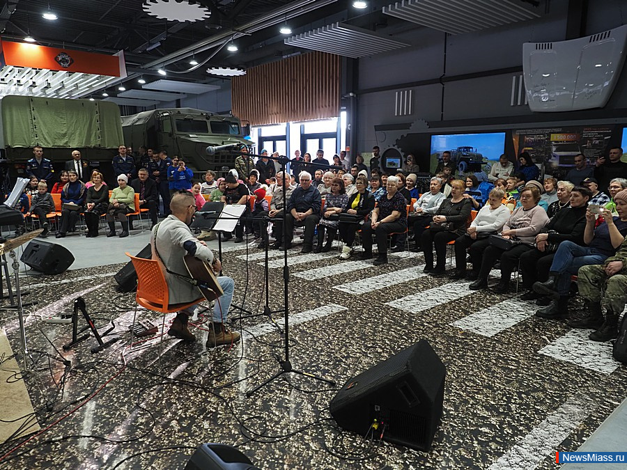 ������� "� ��������! � ��������! � �����!" ������ � ������. �����������, ����������� ��� ��������� ���������, ���������� �������� ����������� ����������, ���������� ������ � ������ ������