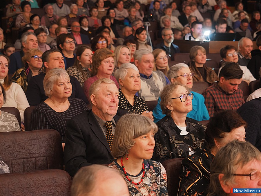 ������������� ������� ������� ������ ������� ������. � ��������� �������� ������� ������������ ������������ ������, �����, ������, ����������� � �������� ����������