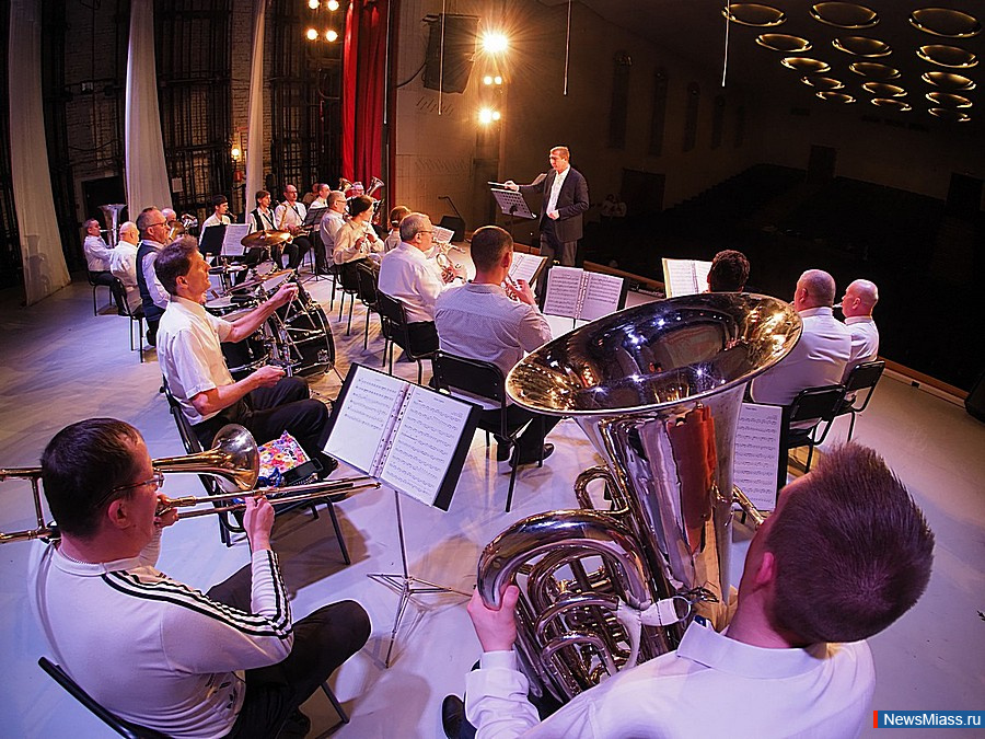 ������������� ������� ������� ������ ������� ������. � ��������� �������� ������� ������������ ������������ ������, �����, ������, ����������� � �������� ����������