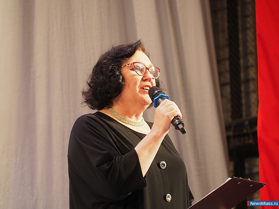 ������������� ������� ������� ������ ������� ������. � ��������� �������� ������� ������������ ������������ ������, �����, ������, ����������� � �������� ����������