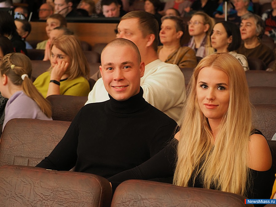 ������������� ������� ������� ������ ������� ������. � ��������� �������� ������� ������������ ������������ ������, �����, ������, ����������� � �������� ����������