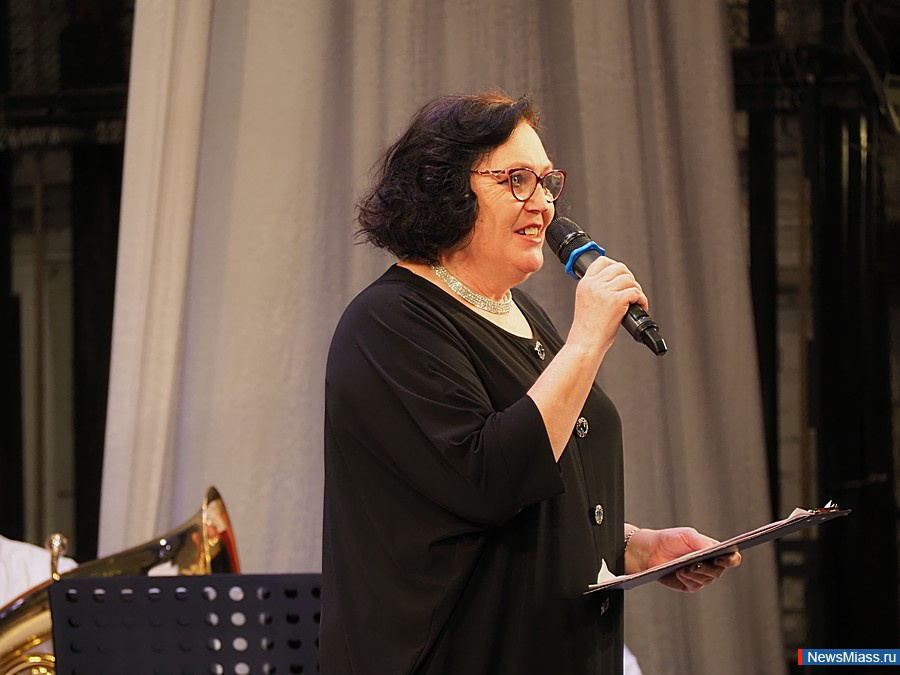 ������������� ������� ������� ������ ������� ������. � ��������� �������� ������� ������������ ������������ ������, �����, ������, ����������� � �������� ����������