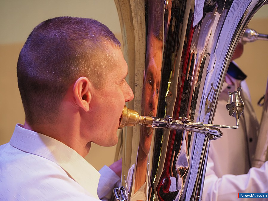 ������������� ������� ������� ������ ������� ������. � ��������� �������� ������� ������������ ������������ ������, �����, ������, ����������� � �������� ����������