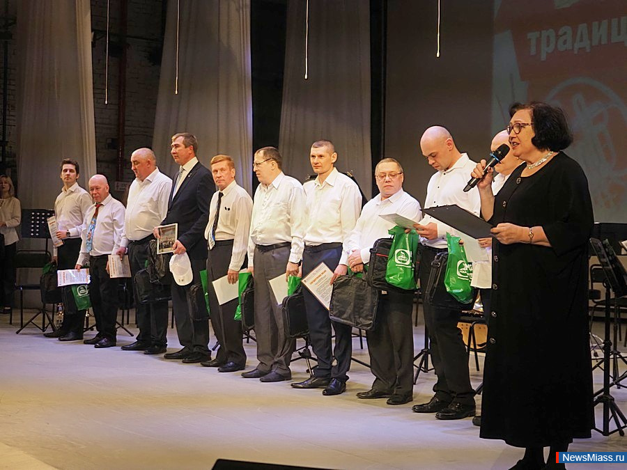 ������������� ������� ������� ������ ������� ������. � ��������� �������� ������� ������������ ������������ ������, �����, ������, ����������� � �������� ����������