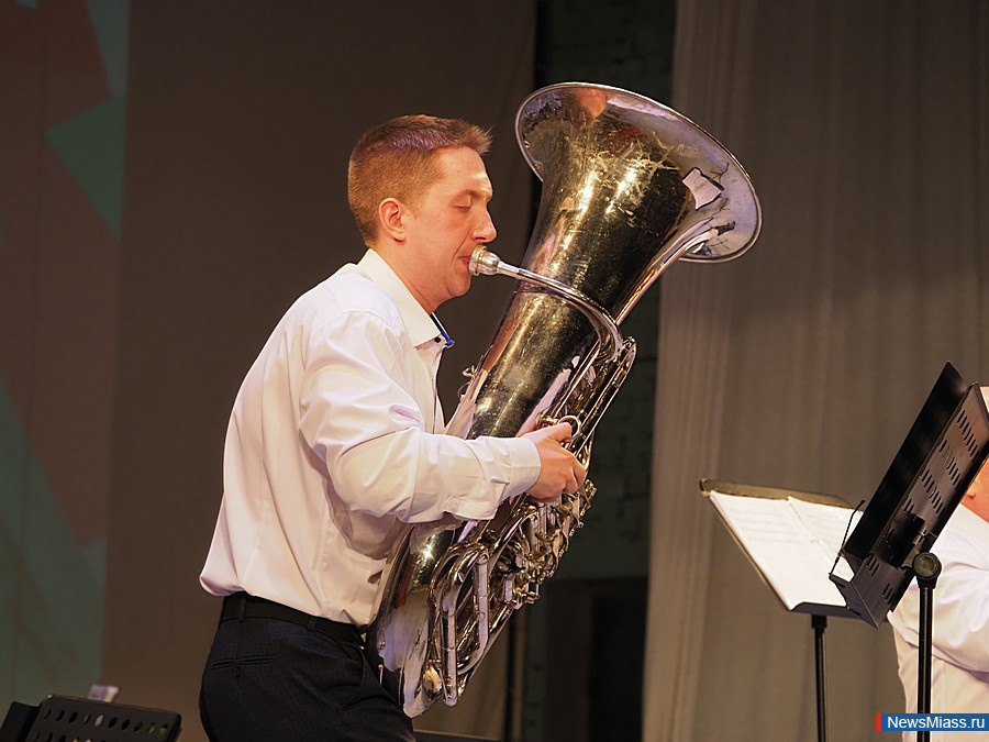 ������������� ������� ������� ������ ������� ������. � ��������� �������� ������� ������������ ������������ ������, �����, ������, ����������� � �������� ����������