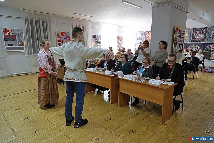 ������� ���������� �� ������ ������� ������ � ������. ����������� � ��������� ��� �����������, ��� ��������� ��������� �� ����� ������