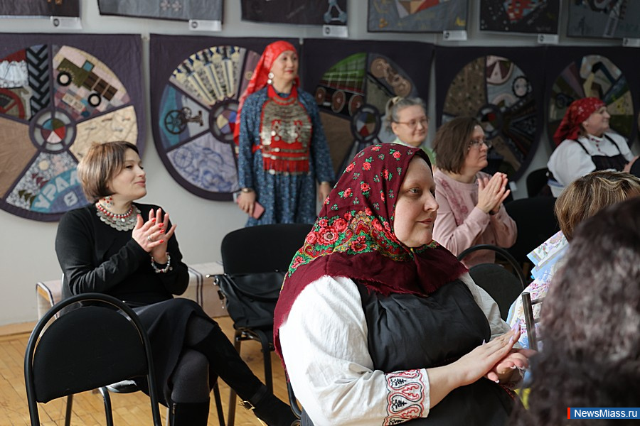 ������� ���������� �� ������ ������� ������ � ������. ����������� � ��������� ��� �����������, ��� ��������� ��������� �� ����� ������