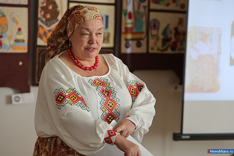 ������� ���������� �� ������ ������� ������ � ������. ����������� � ��������� ��� �����������, ��� ��������� ��������� �� ����� ������