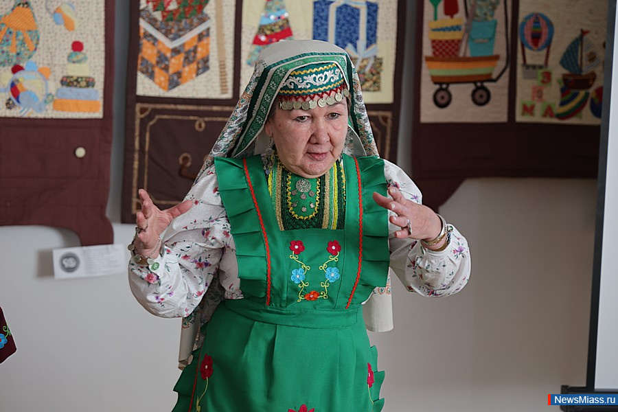 ������� ���������� �� ������ ������� ������ � ������. ����������� � ��������� ��� �����������, ��� ��������� ��������� �� ����� ������