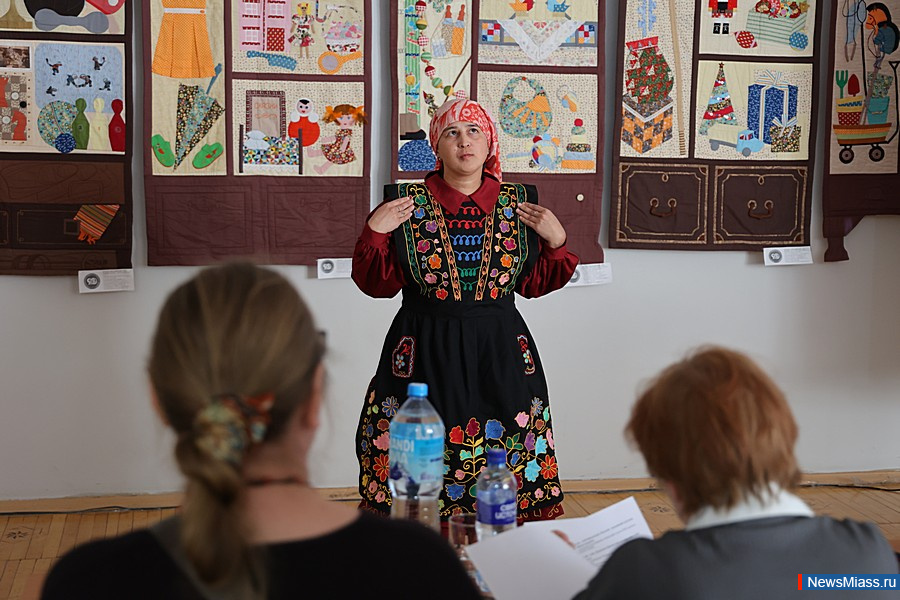 ������� ���������� �� ������ ������� ������ � ������. ����������� � ��������� ��� �����������, ��� ��������� ��������� �� ����� ������