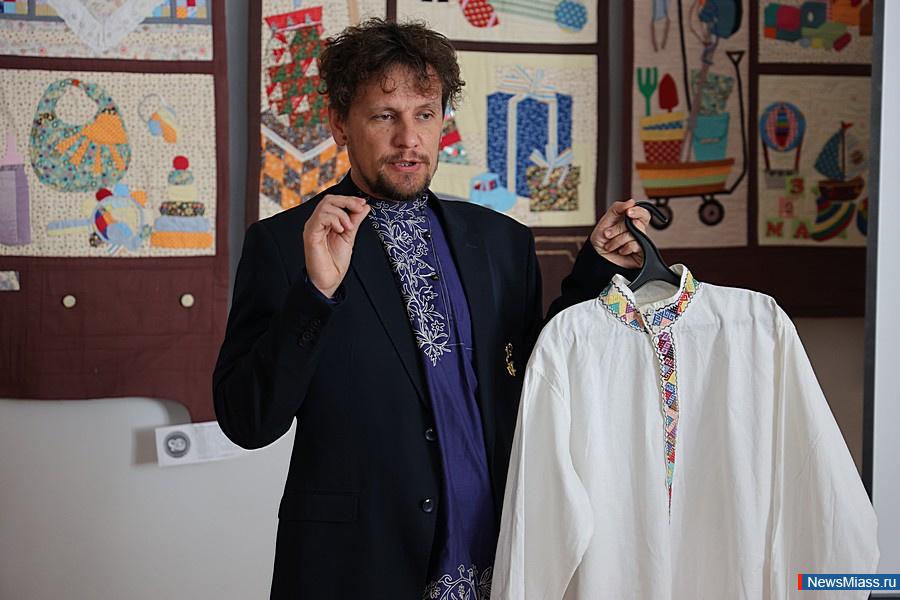 ������� ���������� �� ������ ������� ������ � ������. ����������� � ��������� ��� �����������, ��� ��������� ��������� �� ����� ������