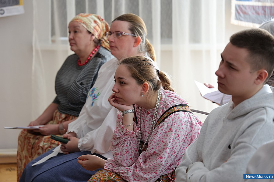 ������� ���������� �� ������ ������� ������ � ������. ����������� � ��������� ��� �����������, ��� ��������� ��������� �� ����� ������