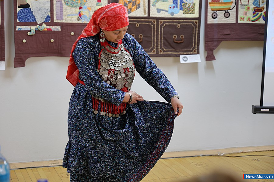 ������� ���������� �� ������ ������� ������ � ������. ����������� � ��������� ��� �����������, ��� ��������� ��������� �� ����� ������