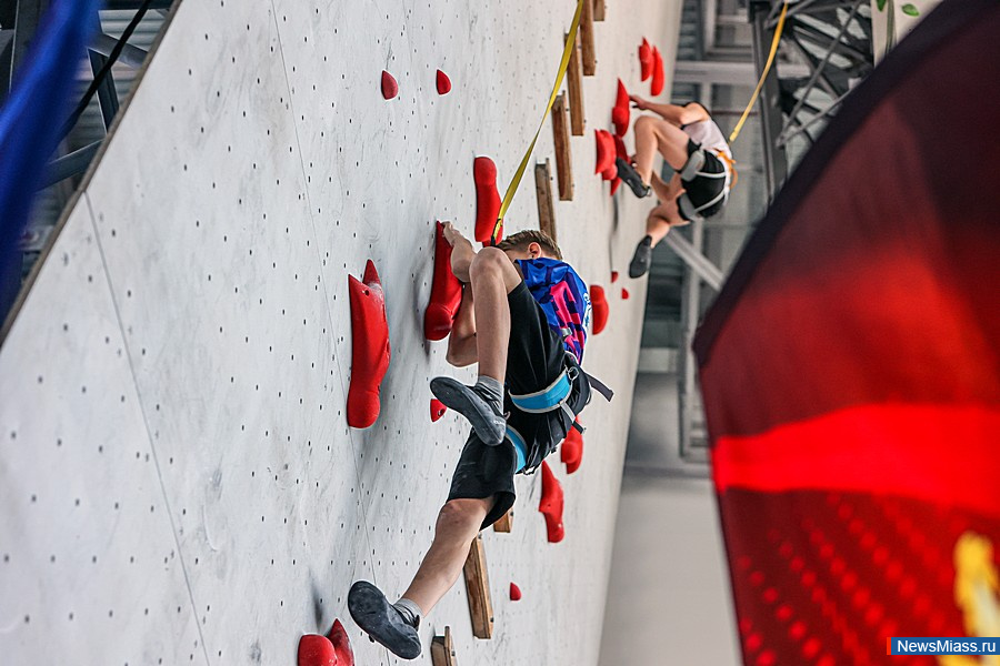 ����� ������ ��������� ������������ �� ������������. �� ��������� � ���������� ������� ��������� ���������� �� ����������, ������ � �������