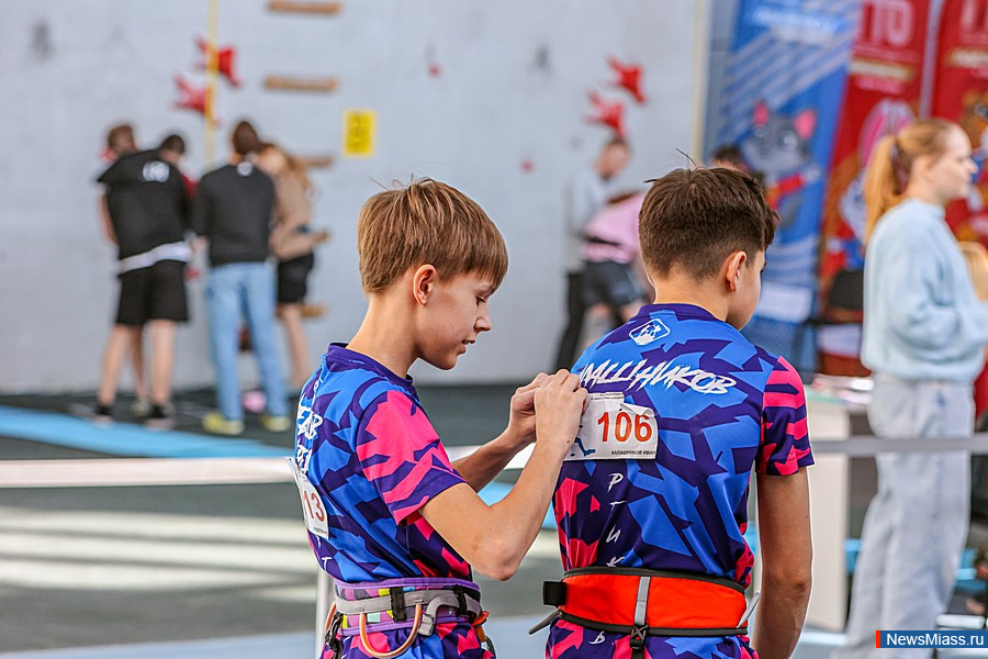 ����� ������ ��������� ������������ �� ������������. �� ��������� � ���������� ������� ��������� ���������� �� ����������, ������ � �������