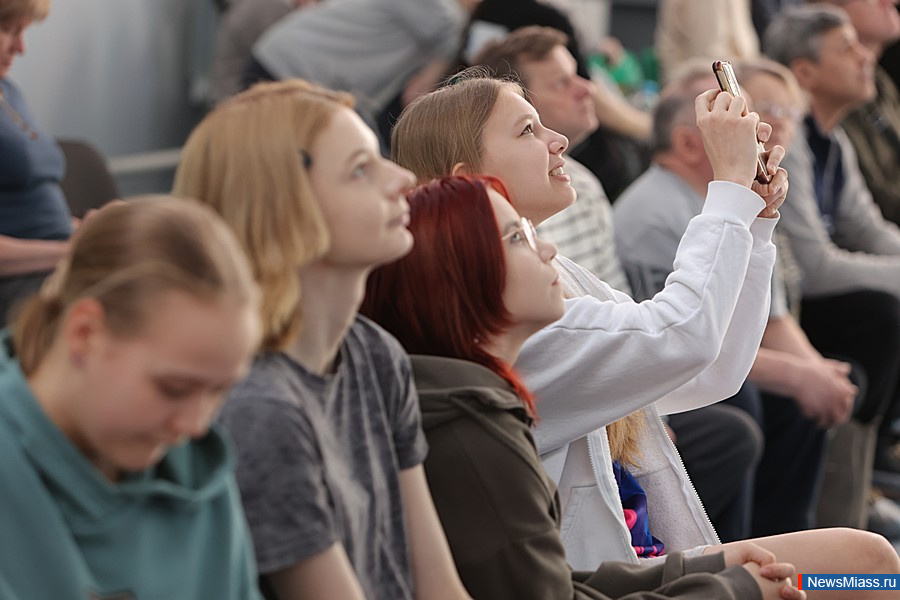 ����� ������ ��������� ������������ �� ������������. �� ��������� � ���������� ������� ��������� ���������� �� ����������, ������ � �������