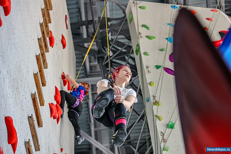 ����� ������ ��������� ������������ �� ������������. �� ��������� � ���������� ������� ��������� ���������� �� ����������, ������ � �������