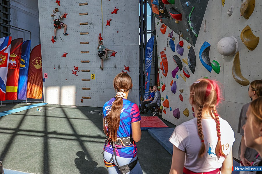 ����� ������ ��������� ������������ �� ������������. �� ��������� � ���������� ������� ��������� ���������� �� ����������, ������ � �������