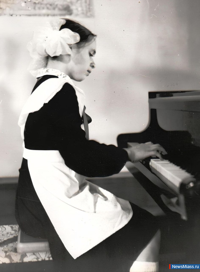 "�� ������ ������� ��� �����! ����������� �������� � ������!". ����� � ����. � ���� �������� � ��� ����������� ��� � 2 ����� �. �. �������