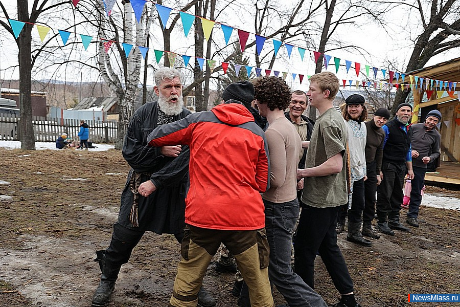 � ������ ������ ������ ��������� �����. �������� ������� �� ������ ������ � ��-��������� �����, �� � ��-���������� ��������