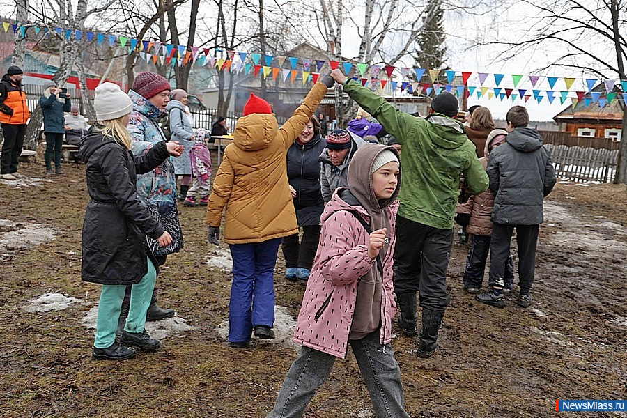 � ������ ������ ������ ��������� �����. �������� ������� �� ������ ������ � ��-��������� �����, �� � ��-���������� ��������