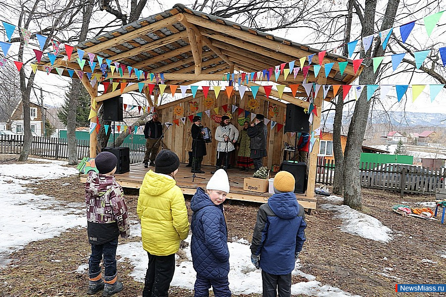 � ������ ������ ������ ��������� �����. �������� ������� �� ������ ������ � ��-��������� �����, �� � ��-���������� ��������