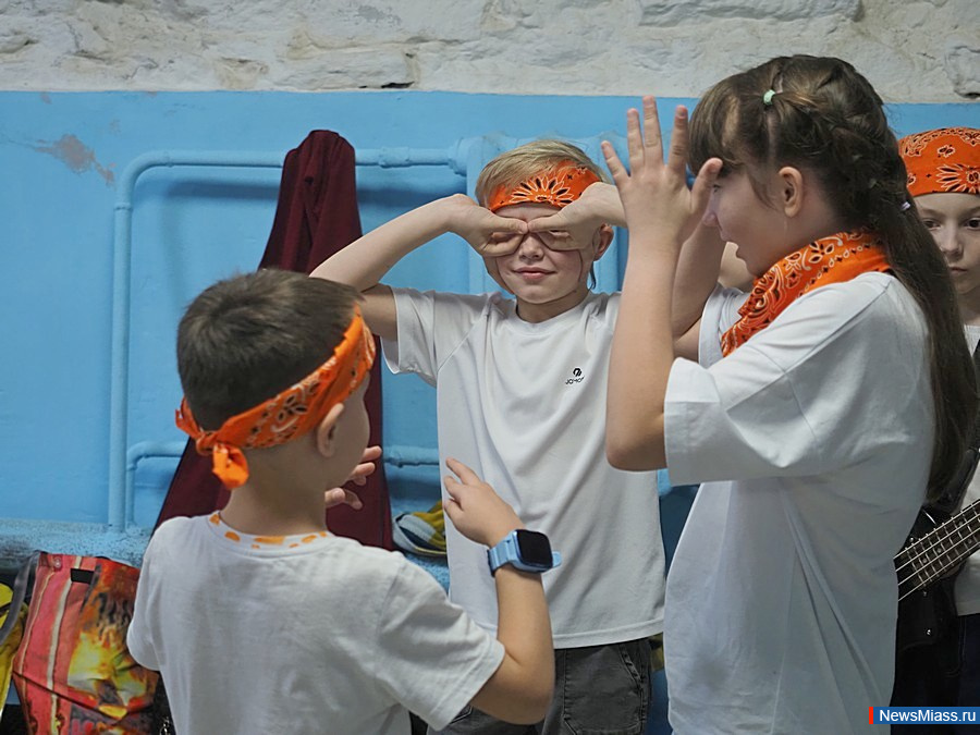 ����������� ���������-������� "�������" ������ � ������. �� ����� ��� ��������� �������, ������������ � ��������� ��������-���������������� ������ �� ����������, ������, ���������, ����� � ������������