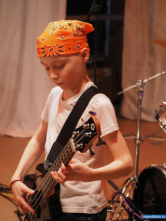 ����������� ���������-������� "�������" ������ � ������. �� ����� ��� ��������� �������, ������������ � ��������� ��������-���������������� ������ �� ����������, ������, ���������, ����� � ������������