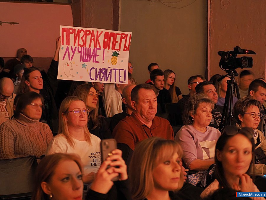 ����������� ���������-������� "�������" ������ � ������. �� ����� ��� ��������� �������, ������������ � ��������� ��������-���������������� ������ �� ����������, ������, ���������, ����� � ������������