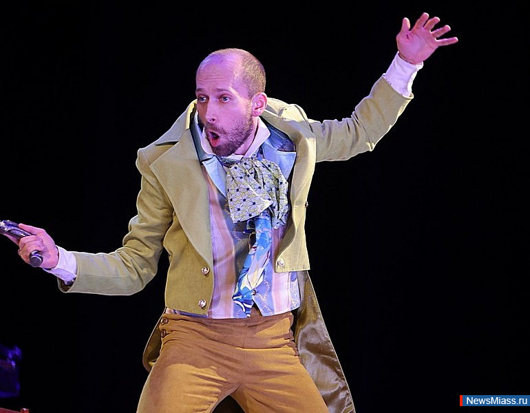 ��������� "�������" ������� ������ �������� � ������. ������� ������-������ "������" ������� ������� � ������� ��������� ������ ���������