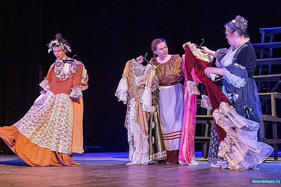 ��������� "�������" ������� ������ �������� � ������. ������� ������-������ "������" ������� ������� � ������� ��������� ������ ���������