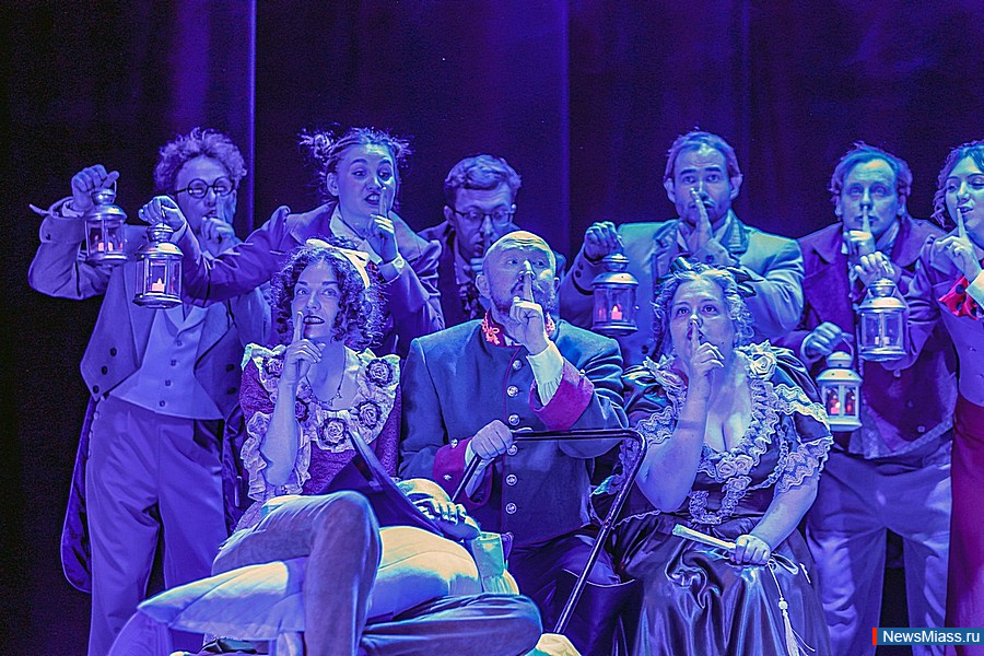 ��������� "�������" ������� ������ �������� � ������. ������� ������-������ "������" ������� ������� � ������� ��������� ������ ���������