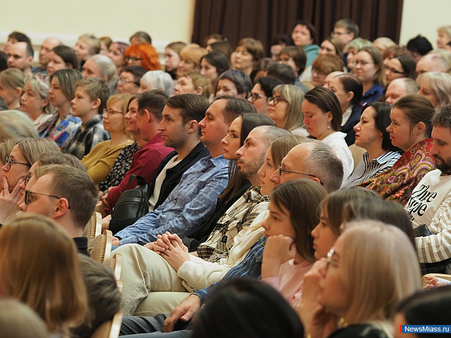 ��������� "�������" ������� ������ �������� � ������. ������� ������-������ "������" ������� ������� � ������� ��������� ������ ���������