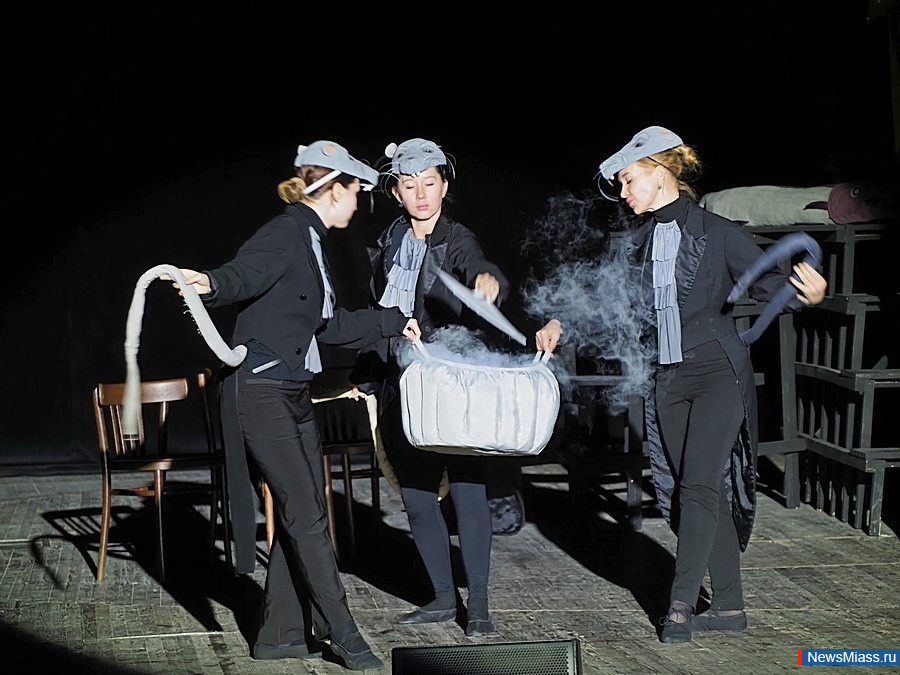 ��������� "�������" ������� ������ �������� � ������. ������� ������-������ "������" ������� ������� � ������� ��������� ������ ���������