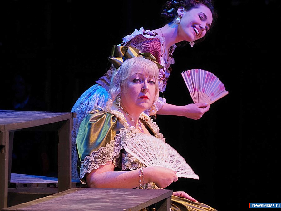 ��������� "�������" ������� ������ �������� � ������. ������� ������-������ "������" ������� ������� � ������� ��������� ������ ���������