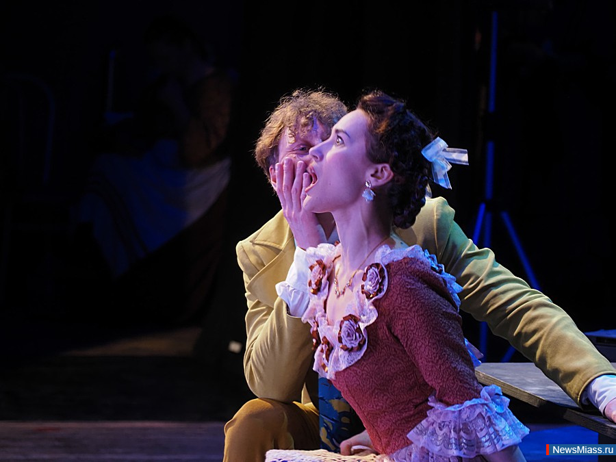 ��������� "�������" ������� ������ �������� � ������. ������� ������-������ "������" ������� ������� � ������� ��������� ������ ���������