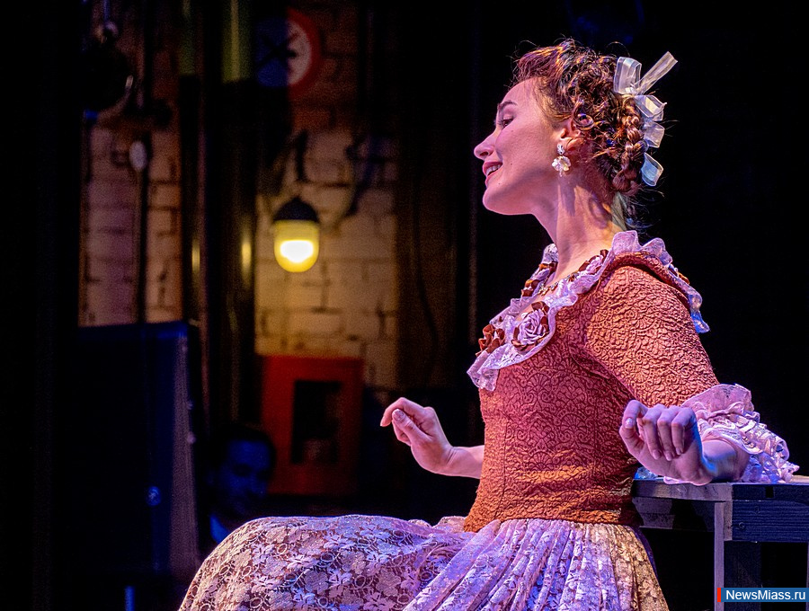 ��������� "�������" ������� ������ �������� � ������. ������� ������-������ "������" ������� ������� � ������� ��������� ������ ���������