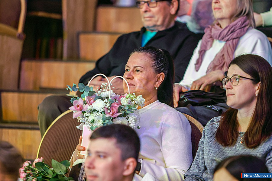 "��������� ��������" �������� �� ����� ������. �������� ��������� "����" � ������ ���������� ������ "�������" ���������� �������� ������ ������� �������� ���������